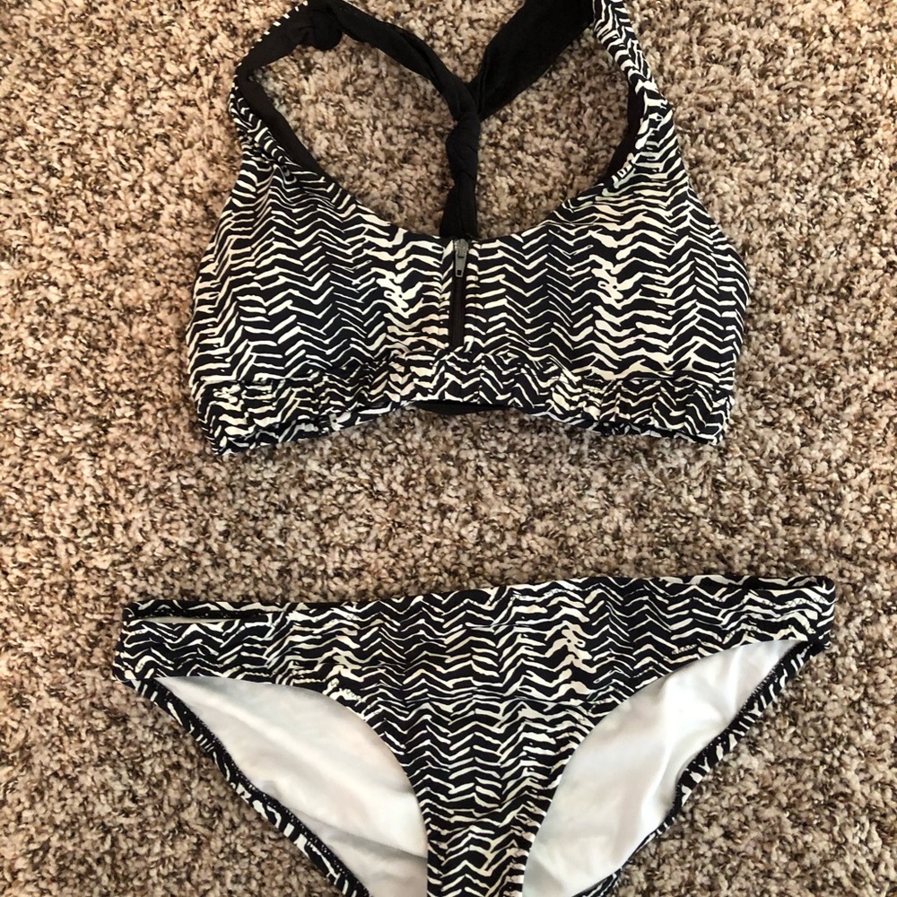 Two-piece bikini